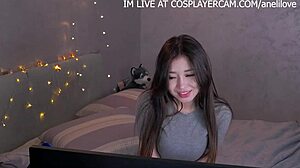 Online webcam fun with cosplay and hentai