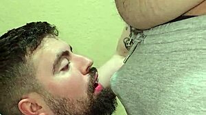 i suck hairy daddy's fat cock and swallow cum