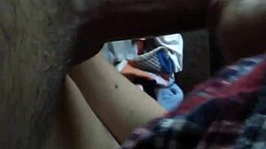 Milf izvaja deepthroat