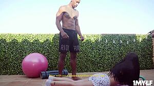 Black Cock Teases Milf Linda's Pussy