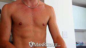 Alex Woods and Santiago Figueroa's hot anal scene in high definition