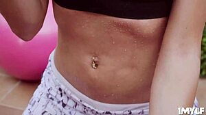 Black Cock Teases Milf Linda's Pussy