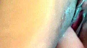 novinha safada esguicha e implora para que ele goze na sua buceta molhada roseredvip