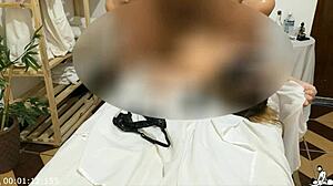 I couldn't hold back and jerked off for the therapist