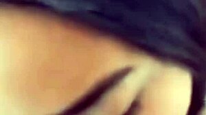 me corro en la garganta profunda de la chupona