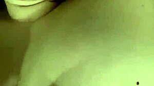 Хулия Сото соблазнительно ласкает себя как мексиканская милфа латиноска