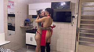 Contrata- se uma empregada doméstica salário 50 mil reais requisitos foder todos os dias comigo e meu marido andar pelada pela casa e dar o cuzinho será que ela foi contratada