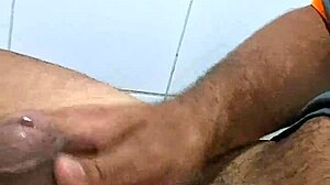 i'm diogo brasileiro, masturbating solo in my room, feeling so horny