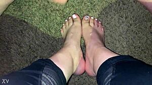 Hot latina amateur gets cumshot on her feet in pov