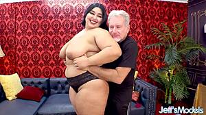 Chubby girl Chloe gets pumpled with cum in ass