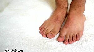 big feet of man in high definition fetish 😍