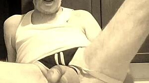 Thomas Odea Shows Off Big Cock in Masturbation