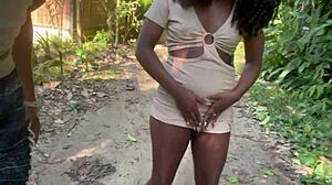 Eu E Meu Amigo Levamos A Pretinha Gostosa Para Cachoeira E Demos Pau Para Ela