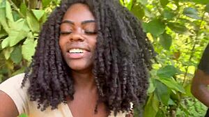 Eu E Meu Amigo Levamos A Pretinha Gostosa Para Cachoeira E Demos Pau Para Ela