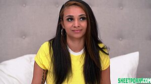 Ali cash her thicc ass big boobs ready to mingle!