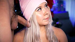 i crave teasing my boyfriend's cock until he's ready