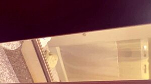 Dude, this str8 boy’s back jerking solo again! No cock in sight!