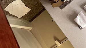 Dude, this str8 boy’s back jerking solo again! No cock in sight!