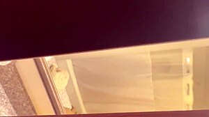 Dude, this str8 boy’s back jerking solo again! No cock in sight!