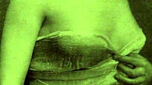 Vintage Erotic Animation With Retro Cartoon Style