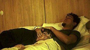 Mi Hermanastro Aprovecha y Me Folla Duro!