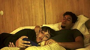 Mi Hermanastro Aprovecha y Me Folla Duro!