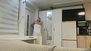 Dropped towel naked for the delivery guy!