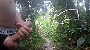 Beach Trail Masturbation Caught by Curious Girl