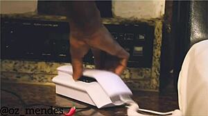 The hotel waiter seduces and fucks the guest in Brazil