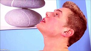 Buzz Ratchet Solo Twink Masturbation