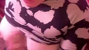 i love slobbering this rich slut's tits