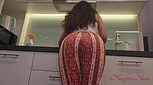 Ever Tried Banging Curvy Cleaner Lady for Extra Squirting Tip?