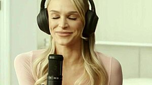 Vanna Bardot And Emma Hix Scissor To Orgasm!