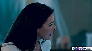 Turning Your Wet Stepmom Fantasy into Reality with Face Sitting and Muff Diving Action.