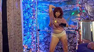 Watch steffi's big pussy lips during vibrator masturbation on july 28?