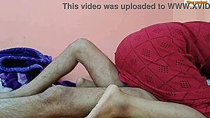 Горячая индийская девчонка жестко трахается со своим лучшим другом