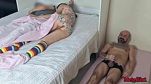 tivemos que dividir o quarto com padrasto do meu marido