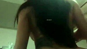 webcam amateur with tattoos masturbates using dildo and toys