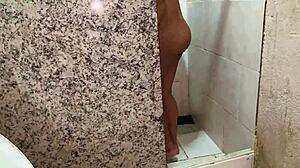 Boldly Entering Neighbor's Shaved Pussy During Her Bath For Creampie.