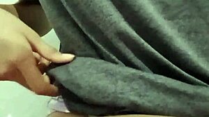 young 18+ woman touches herself in homemade video leaks