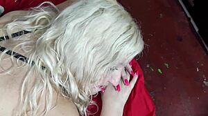 Actress Hotferma flaunts her butt post-filming