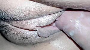 la vecina de mi amigo quiere follar conmigo ahora mismo?