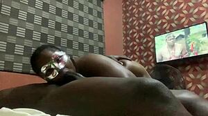 Giving blow job to my girlfriend with a sexy tan and a big ass