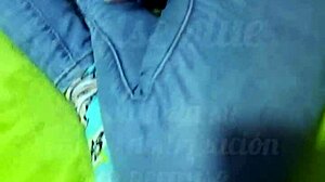 termino follando con chica infiel latina en centro comercial, doggystyle y blowjob publico!