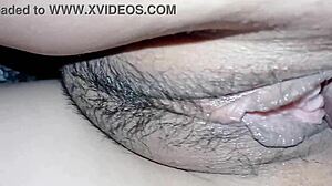 la vecina de mi amigo quiere follar conmigo ahora mismo?