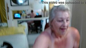 DawnSkye spins a fantasy of kissing and groping with Maliek. Join them to touch and cum together!