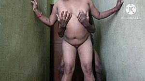 Indian Hot Wife in Sexy Bhabhi Viral Sex Hindi Video!