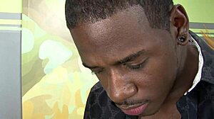 Mahogany loves big chocolate pussy in lingerie