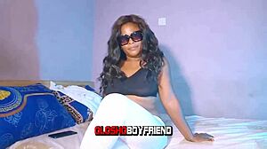 Oloshoboyfriend - Five Minutes With Queen Roxy