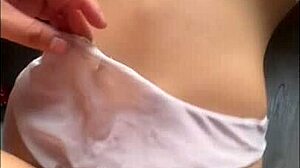 FUCKING AMATEUR BUNNY FIRST TIME!